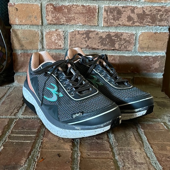 gdefy Gravity Defyer Mighty Walk Sneakers - Picture 1 of 8
